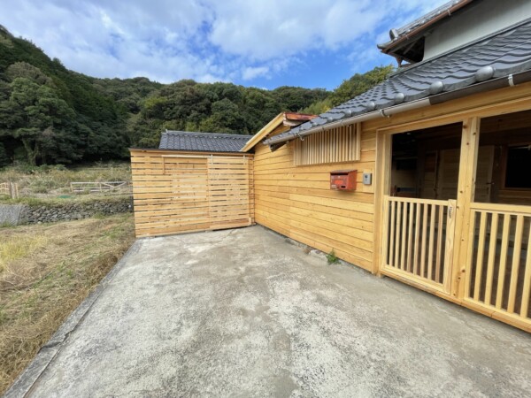 天草に住む：鳥さんとお馬さんのお家が完成致しました。サムネイル