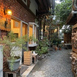 庭先物語・・・初夏の庭先サムネイル